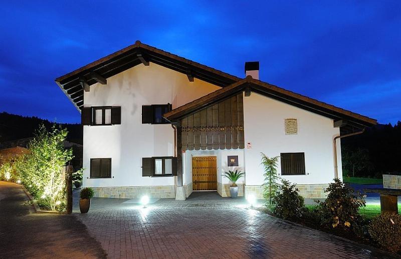 Hotel Aldori Landetxea - Reserva De La Biosfera Urdaibai - Adults Only Muxika Bagian luar foto